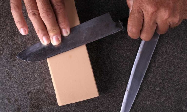 how to sharpen a kitchen knife
